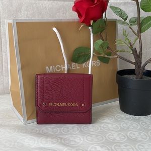 ✅SALE🆕Michael Kors Wallet.